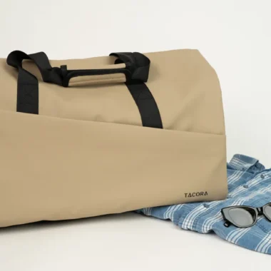 Bolso mochila mujer: ¿cuándo compensa en un viaje?